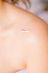 Aura Sheer Glo Lotion